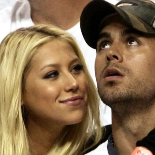 Anna Kournikova revela el sexo y nombre de su cuarto bebé con Enrique Iglesias