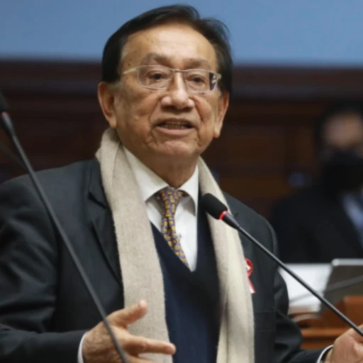 José María Balcázar es el nuevo presidente interino de Perú