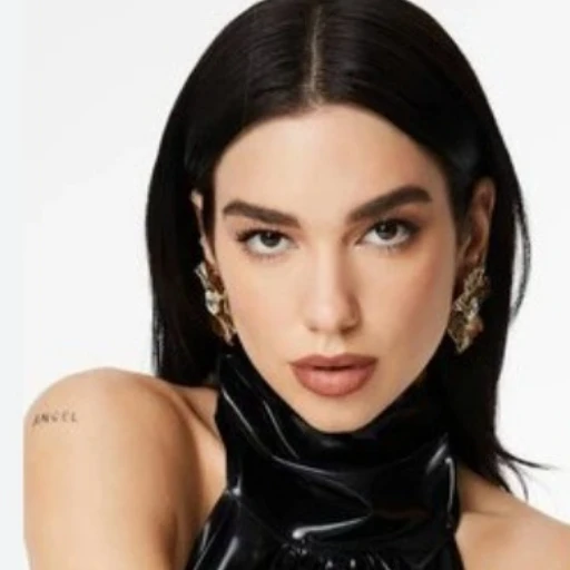 Dua Lipa demanda a Samsung por uso no autorizado de su imagen